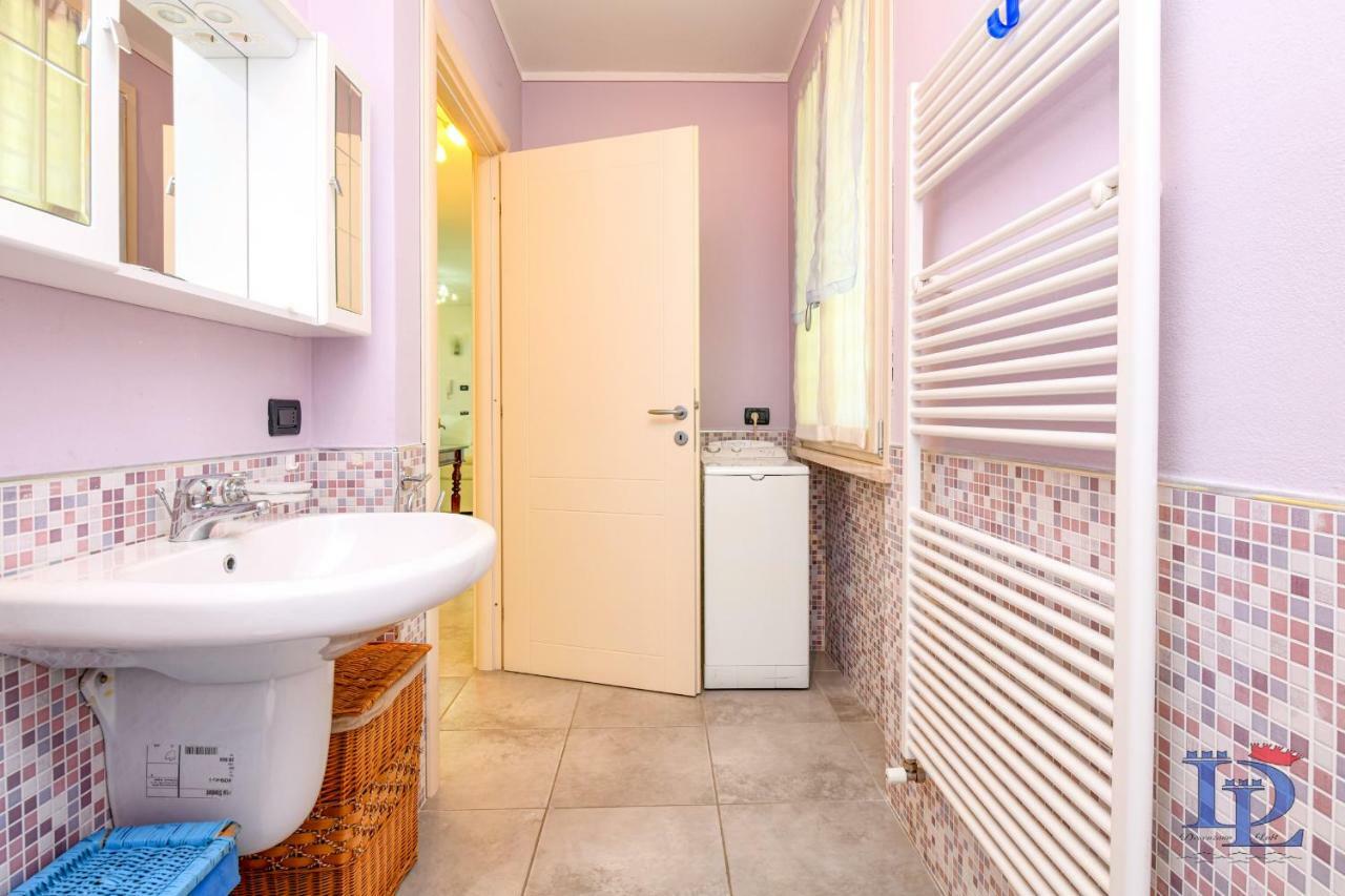Desenzanoloft Official Partner Marriott Homes & Villas - Bea House, Sirmione With Private Garden And Share Pool Exterior photo